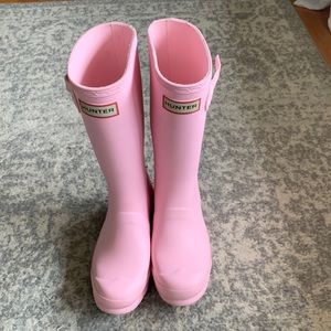 Girls pink Hunter rain boots - size US 3